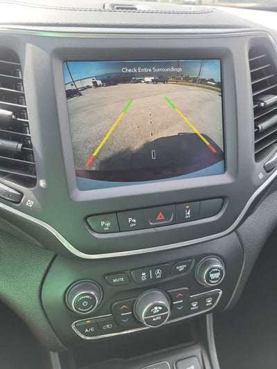 2023 Jeep Cherokee Altitude Lux