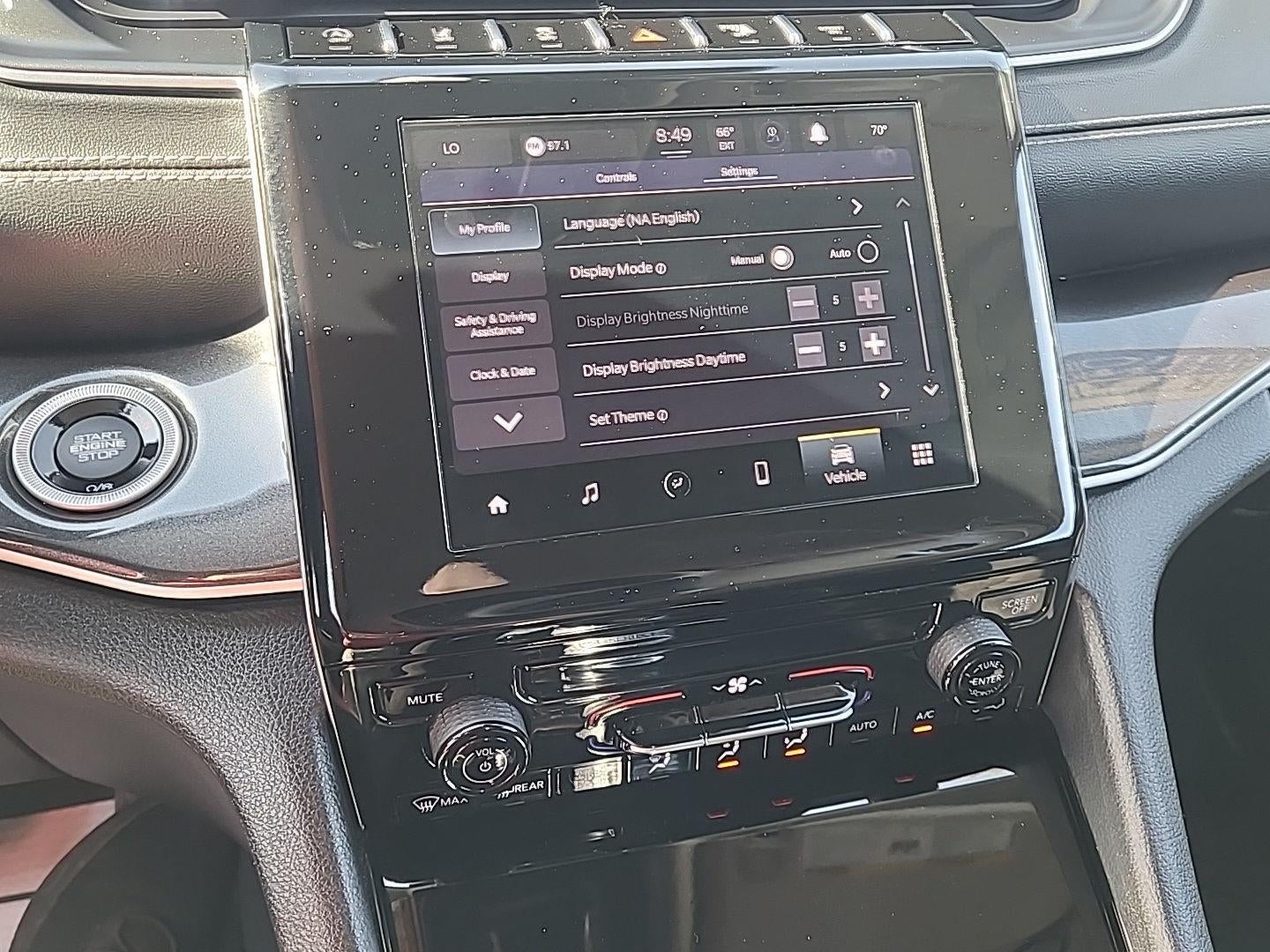 2023 Jeep Grand Cherokee Laredo