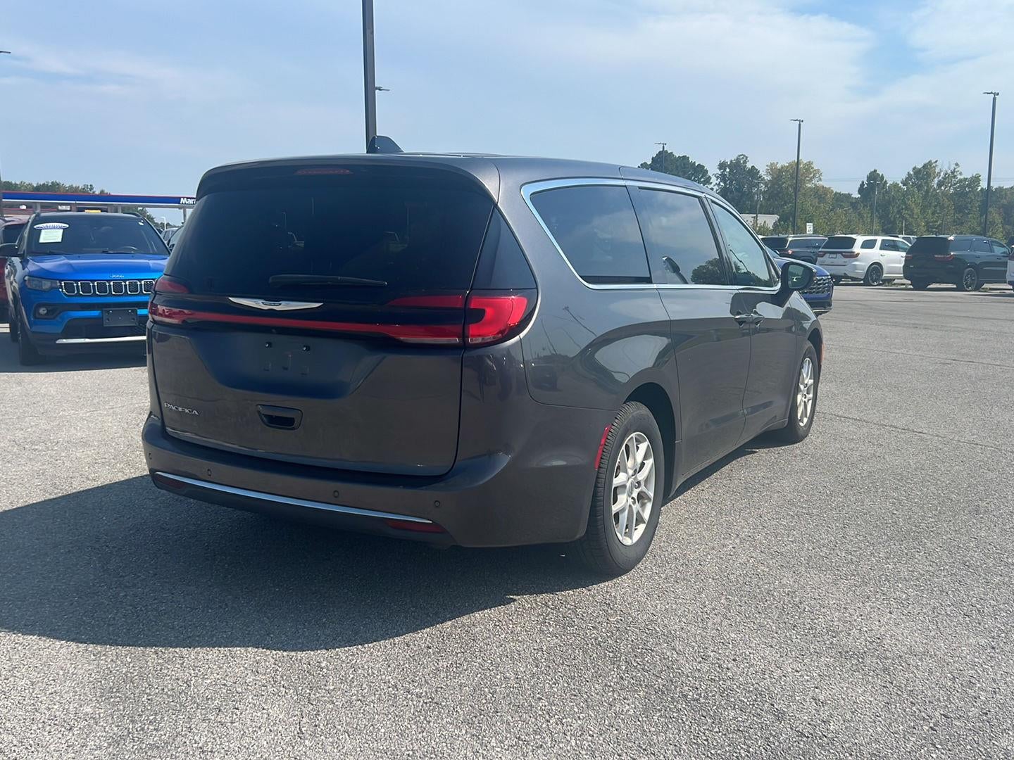 2023 Chrysler Pacifica Touring L
