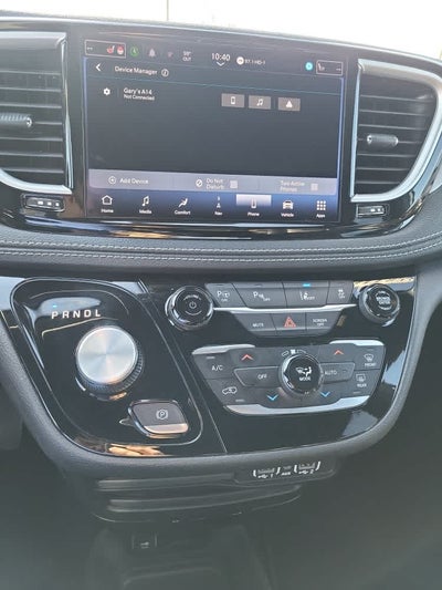 2024 Chrysler Pacifica Hybrid Hybrid S Appearance Pkg