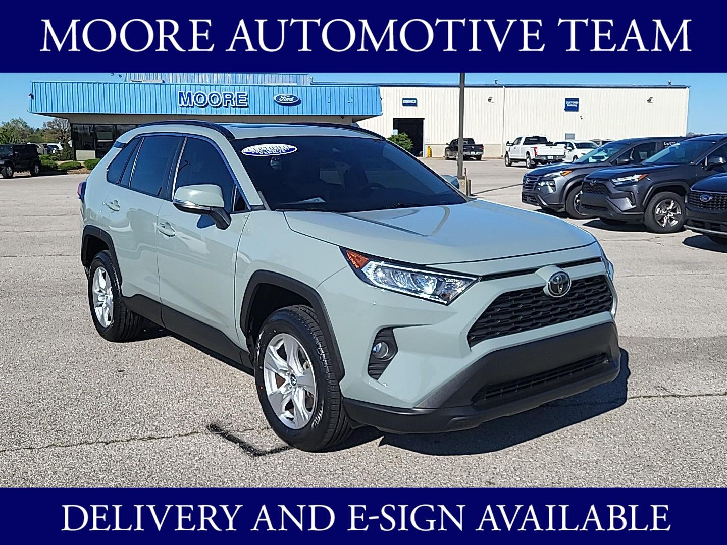 2020 Toyota RAV4 XLE