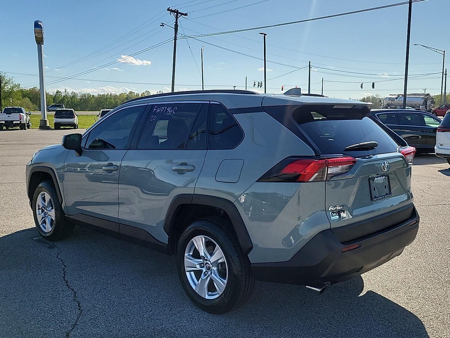 2020 Toyota RAV4 XLE