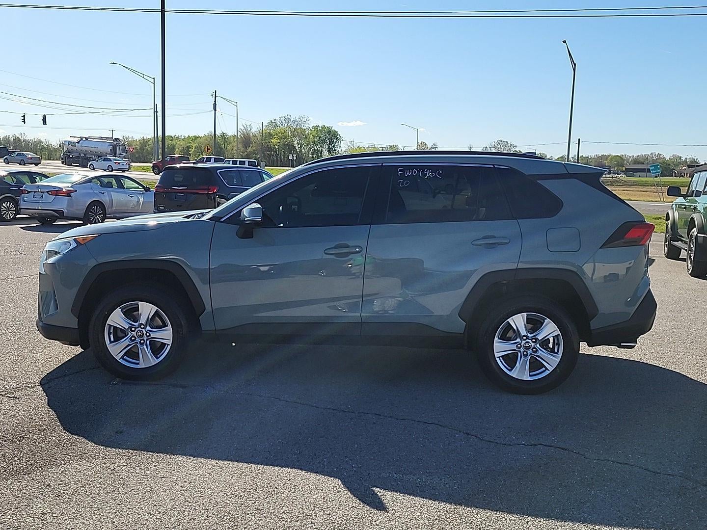 2020 Toyota RAV4 XLE