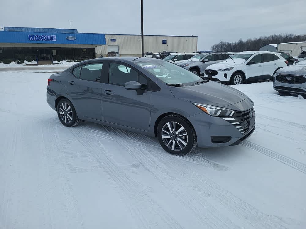 2023 Nissan Versa SV