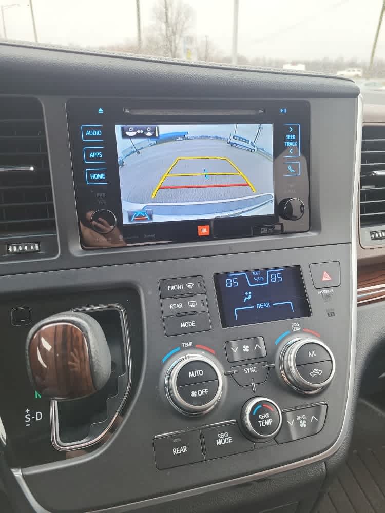 2016 Toyota Sienna Ltd Premium