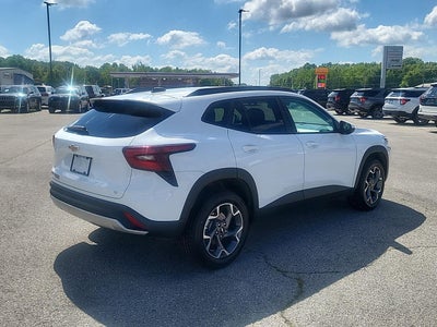 2025 Chevrolet Trax LT