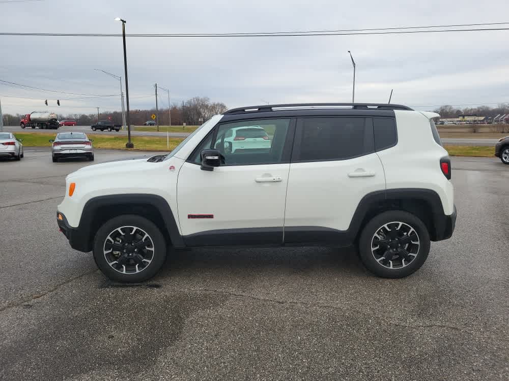 2023 Jeep Renegade Trailhawk