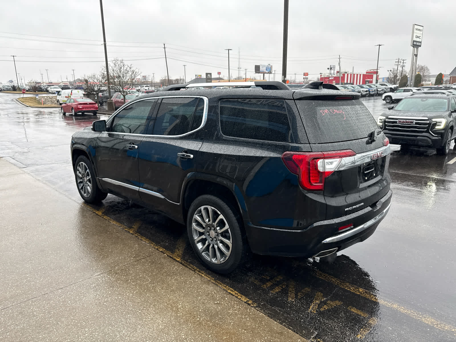 2023 GMC Acadia Denali