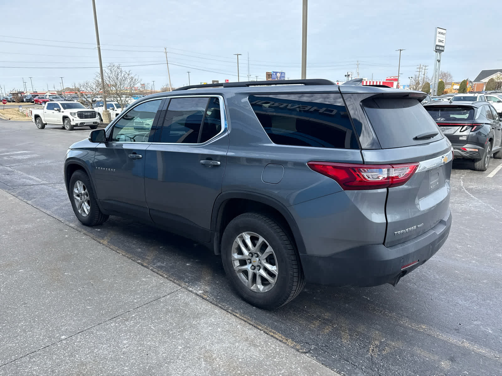 2020 Chevrolet Traverse LT Cloth