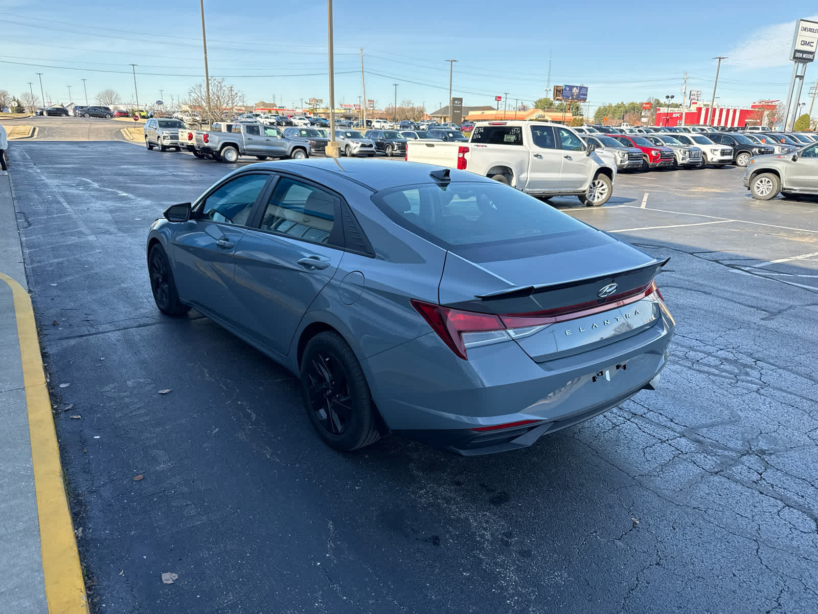 2022 Hyundai Elantra SEL