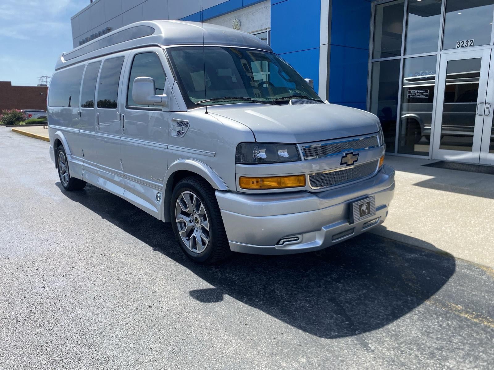 2026 Chevrolet Express Cargo WT