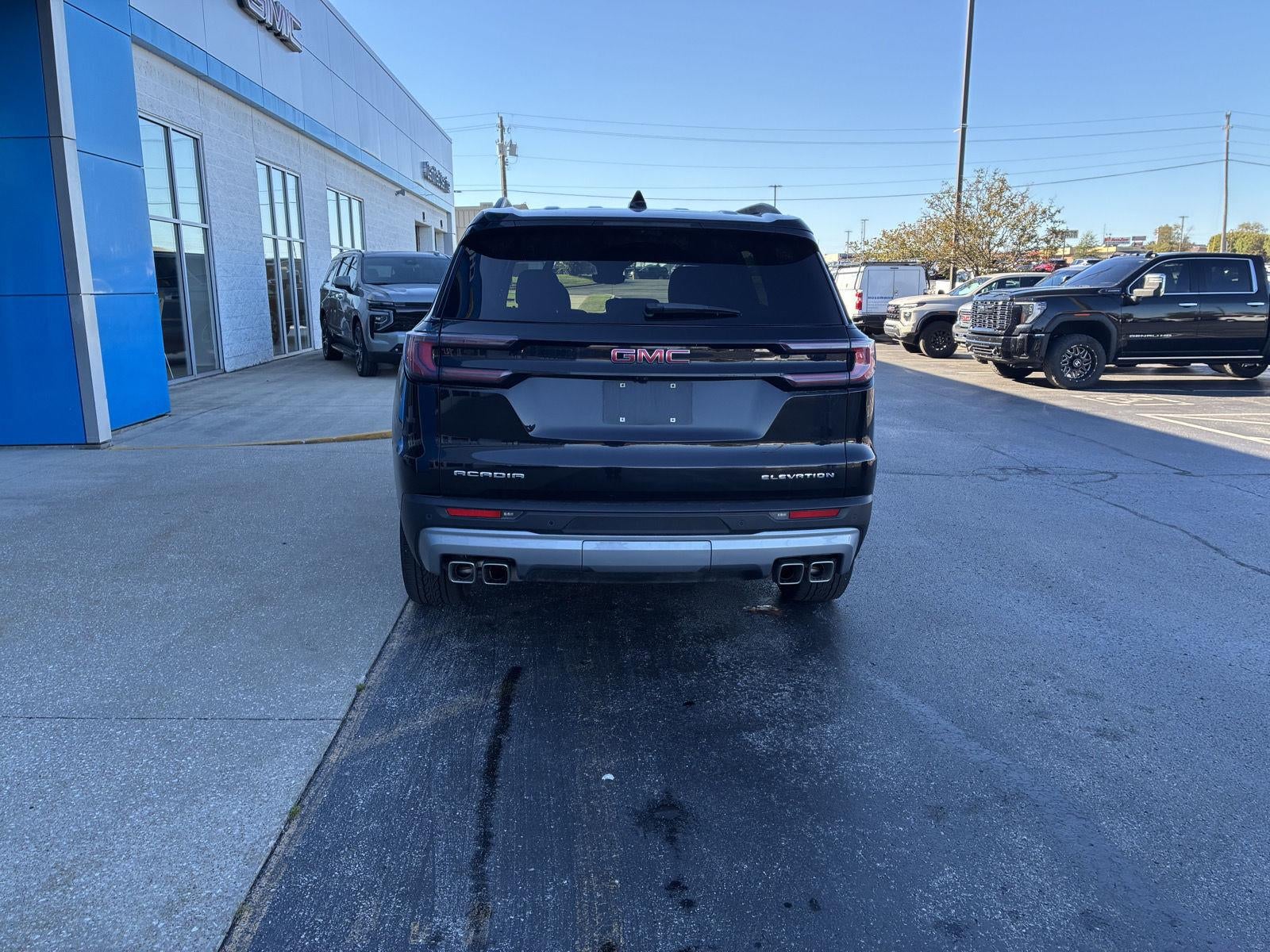 2026 GMC Acadia Elevation