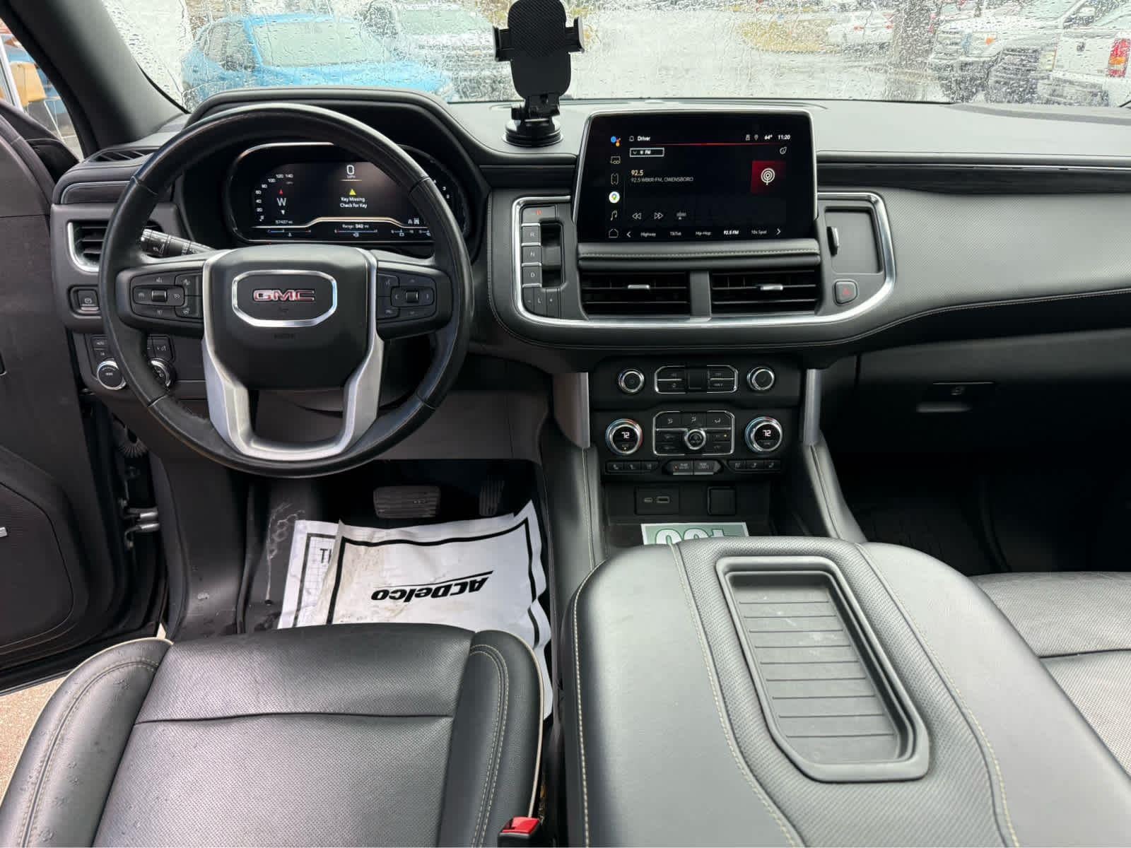 2022 GMC Yukon XL SLT