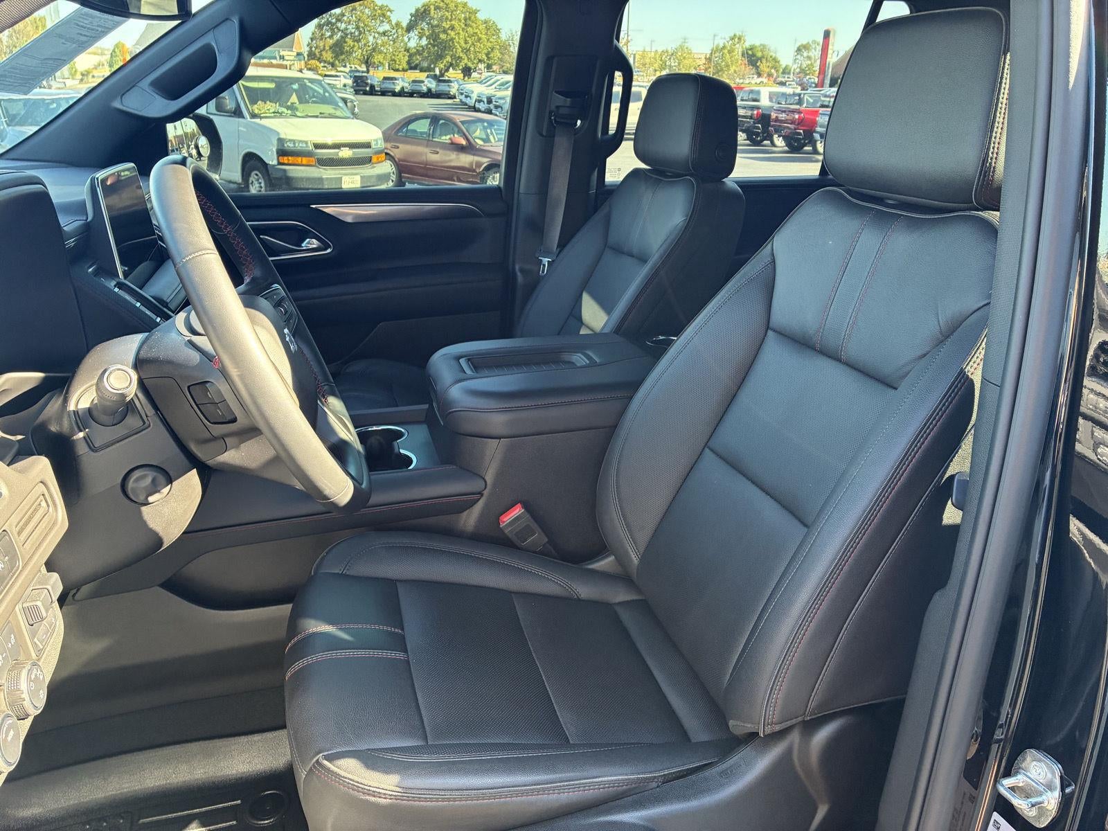 2023 Chevrolet Suburban RST
