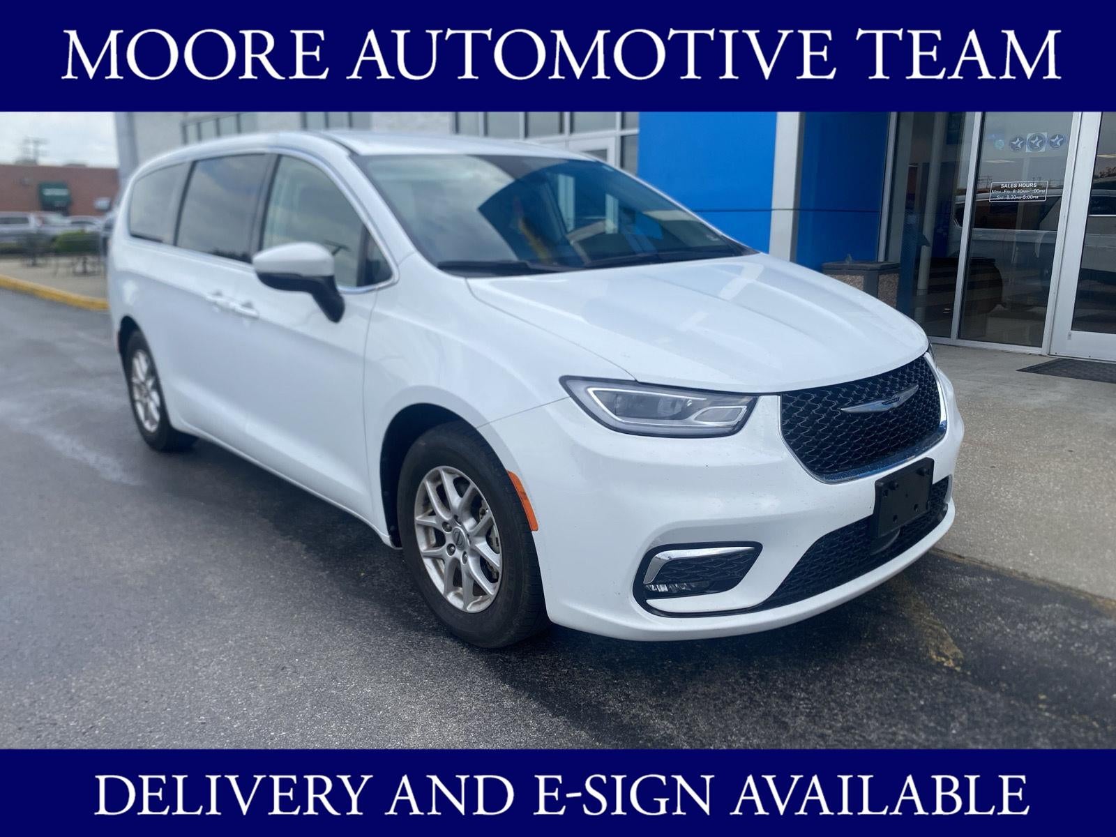2023 Chrysler Pacifica Touring L