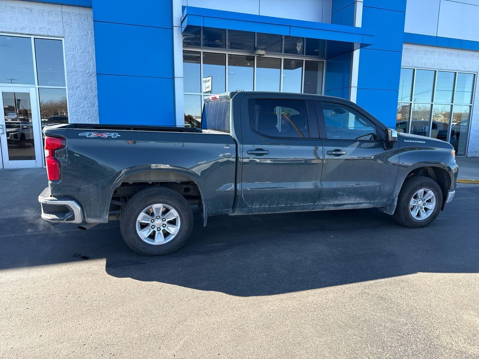 2025 Chevrolet Silverado 1500 LT - Photo 12