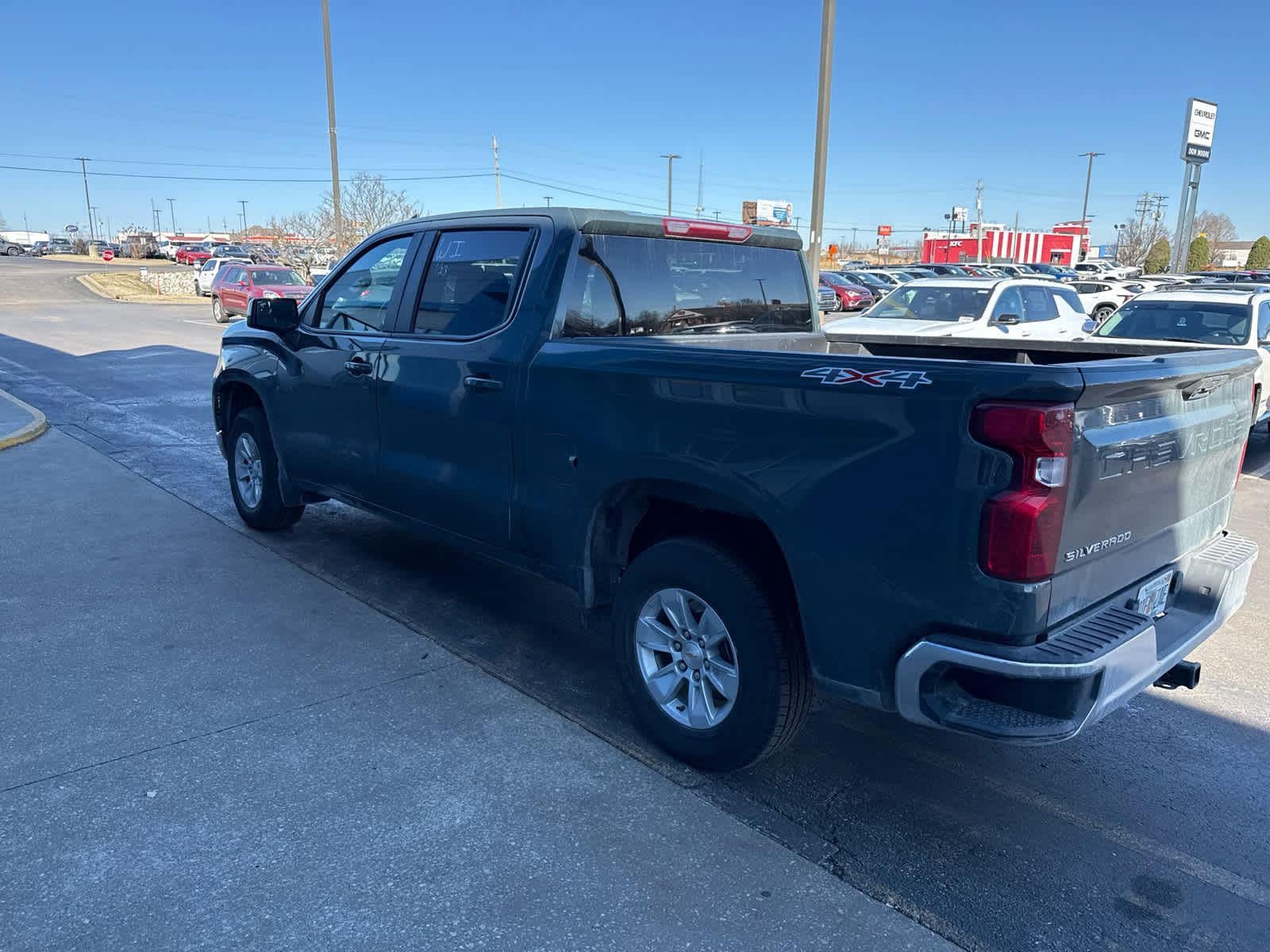 2025 Chevrolet Silverado 1500 LT