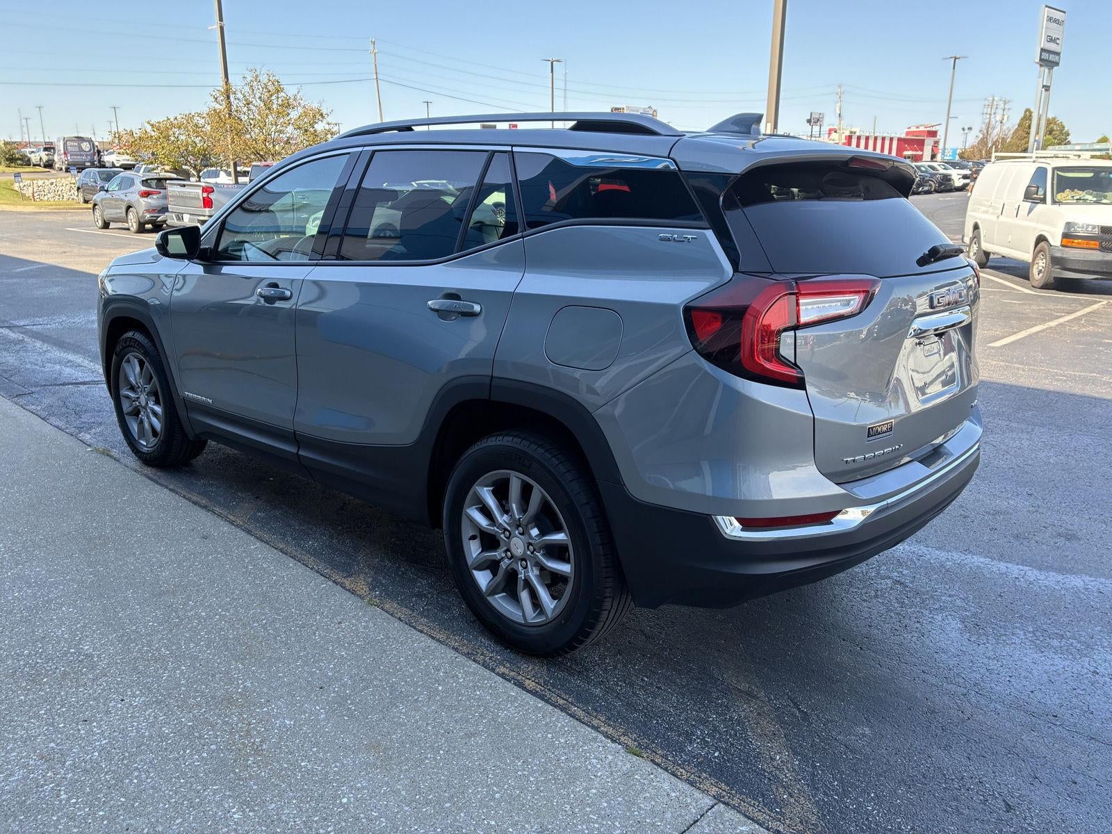2024 GMC Terrain SLT