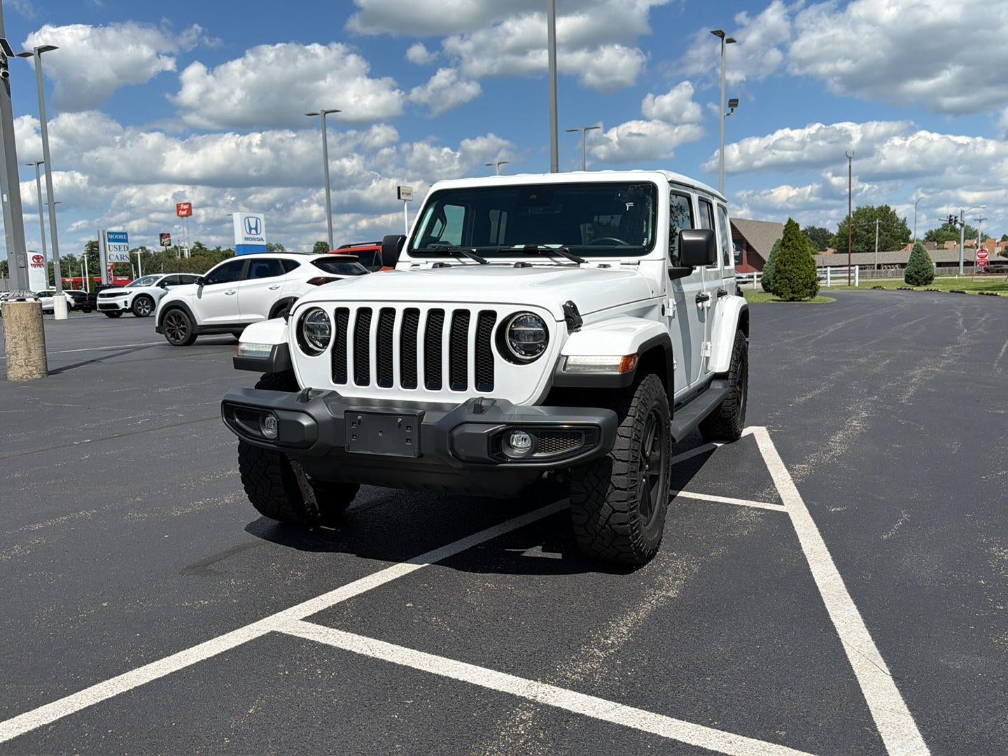 2021 Jeep WRANGLER UNLIMITED SAHARA