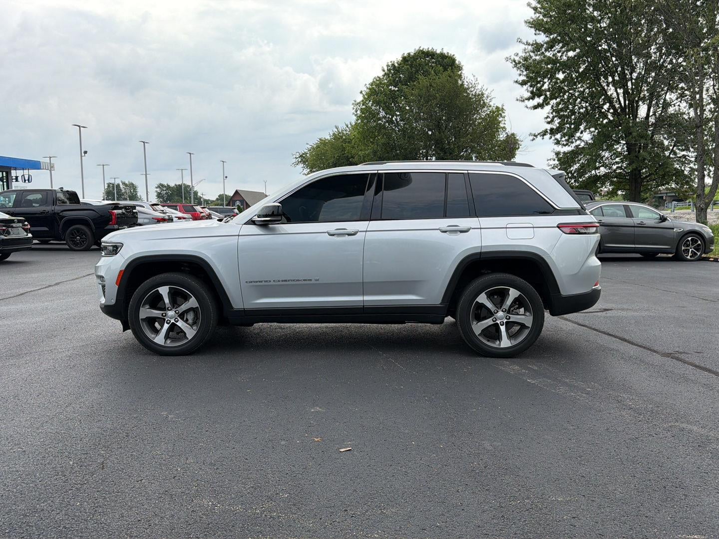 2023 Jeep Grand Cherokee Limited