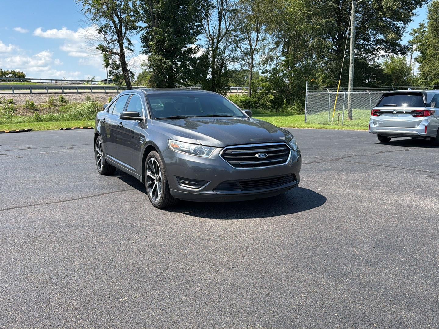 2015 Ford Taurus SEL