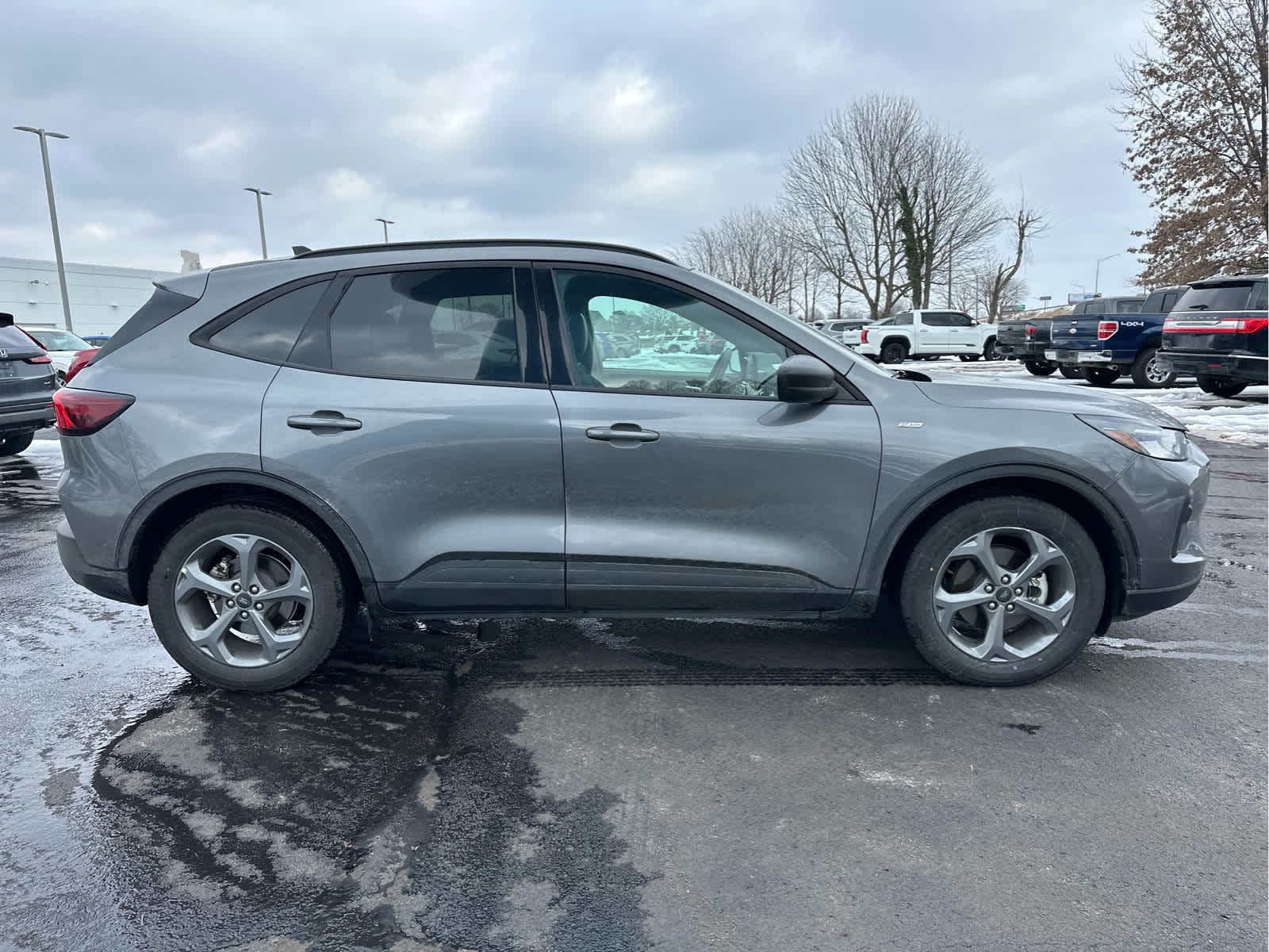 2025 Ford Escape ST-Line