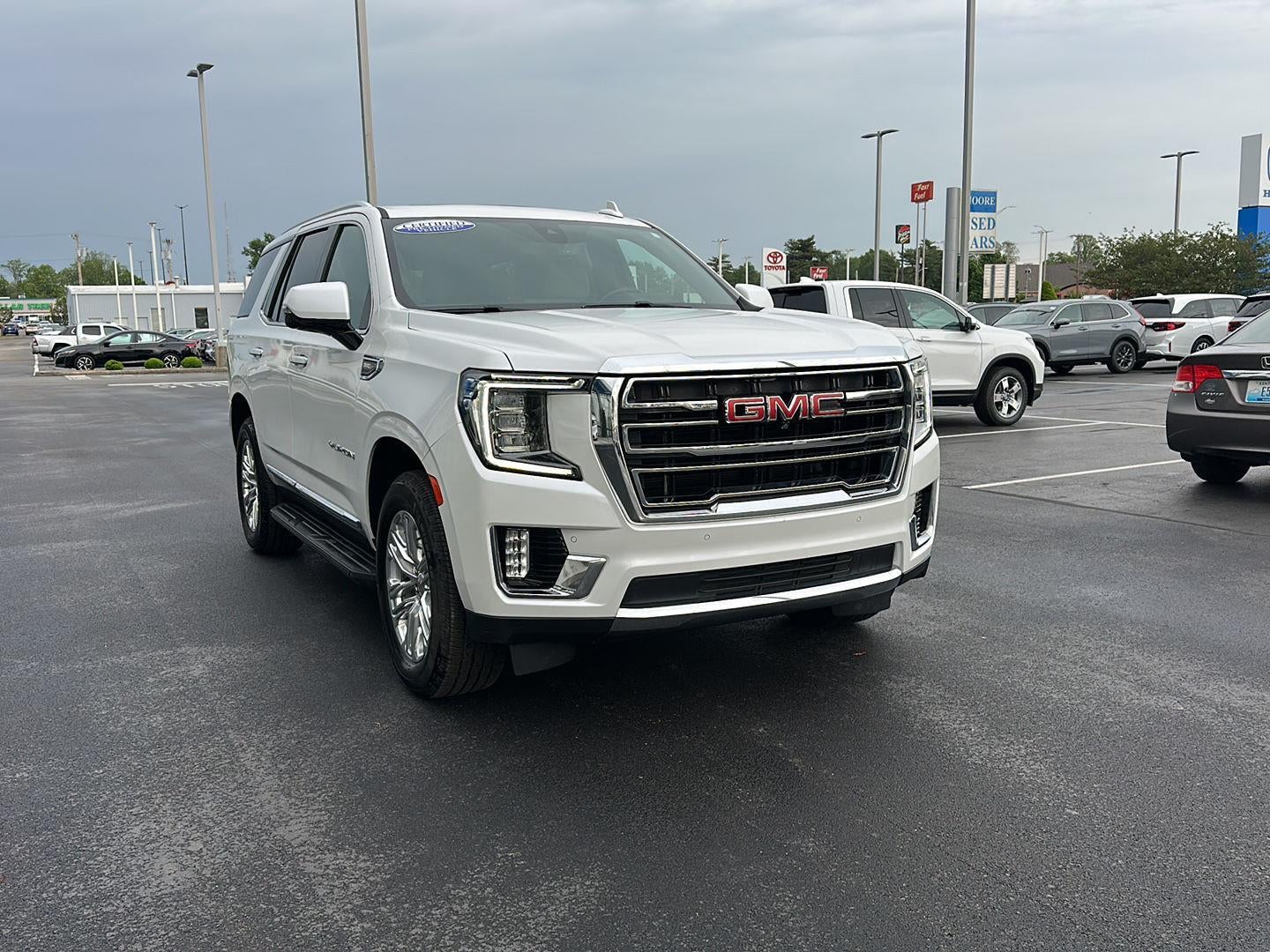 2022 GMC Yukon SLT