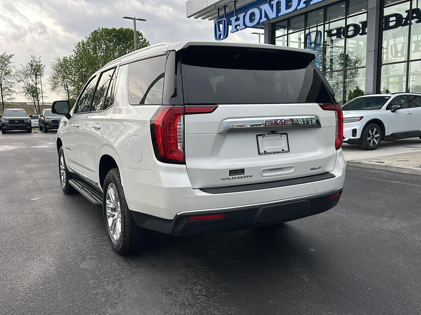 2022 GMC Yukon SLT