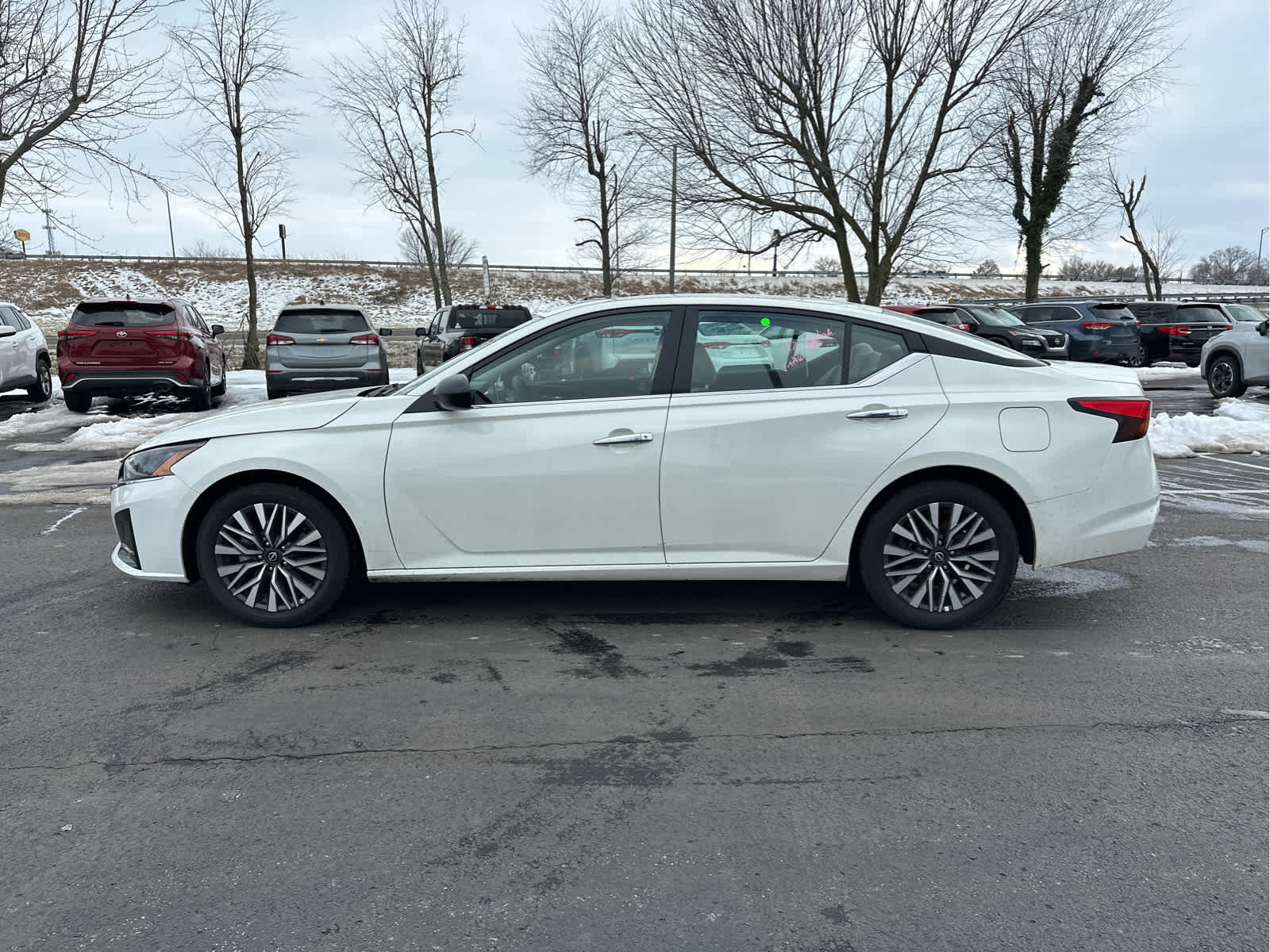 2025 Nissan Altima SV