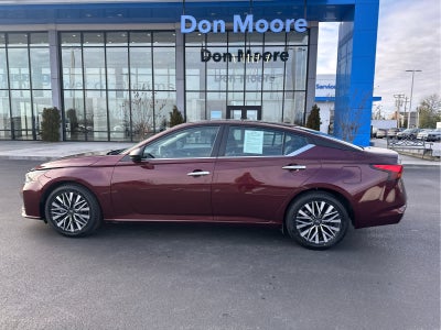 2025 Nissan Altima SV