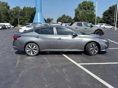 2022 Nissan Altima 2.5 SV