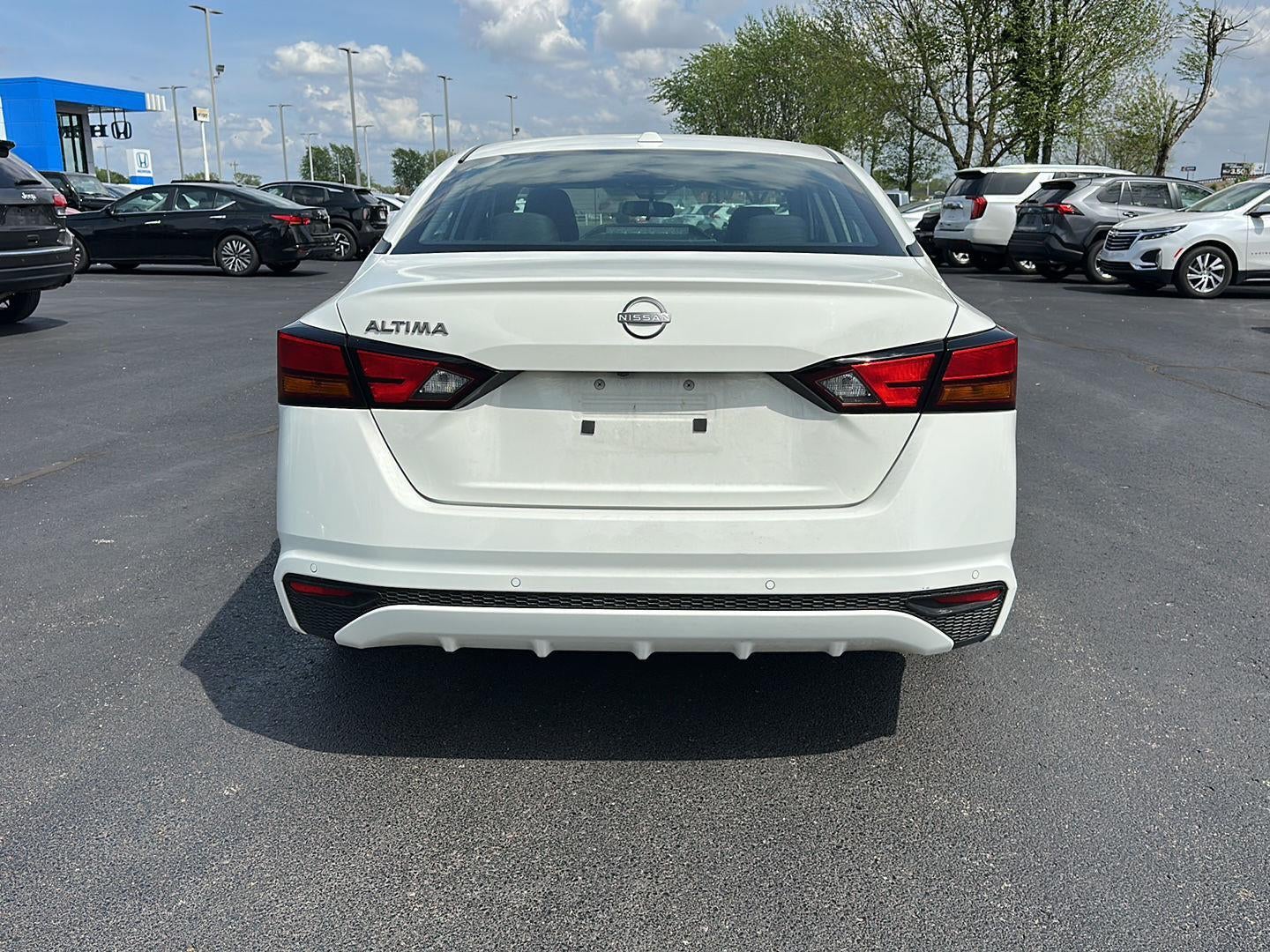 2025 Nissan Altima SV