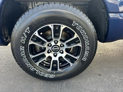 2023 Nissan TITAN SV