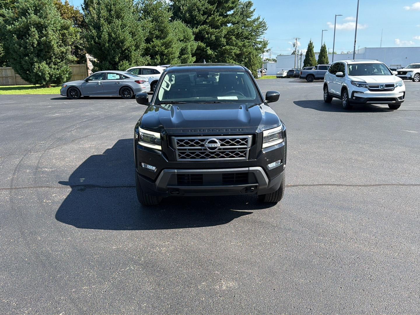 2024 Nissan Frontier SL