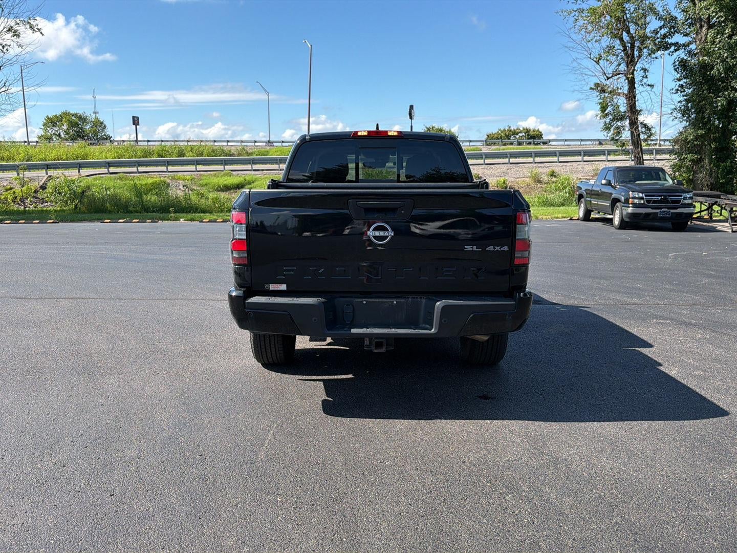 2024 Nissan Frontier SL