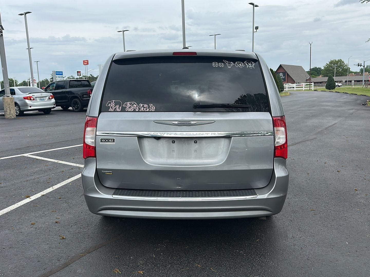2016 Chrysler Town & Country Touring