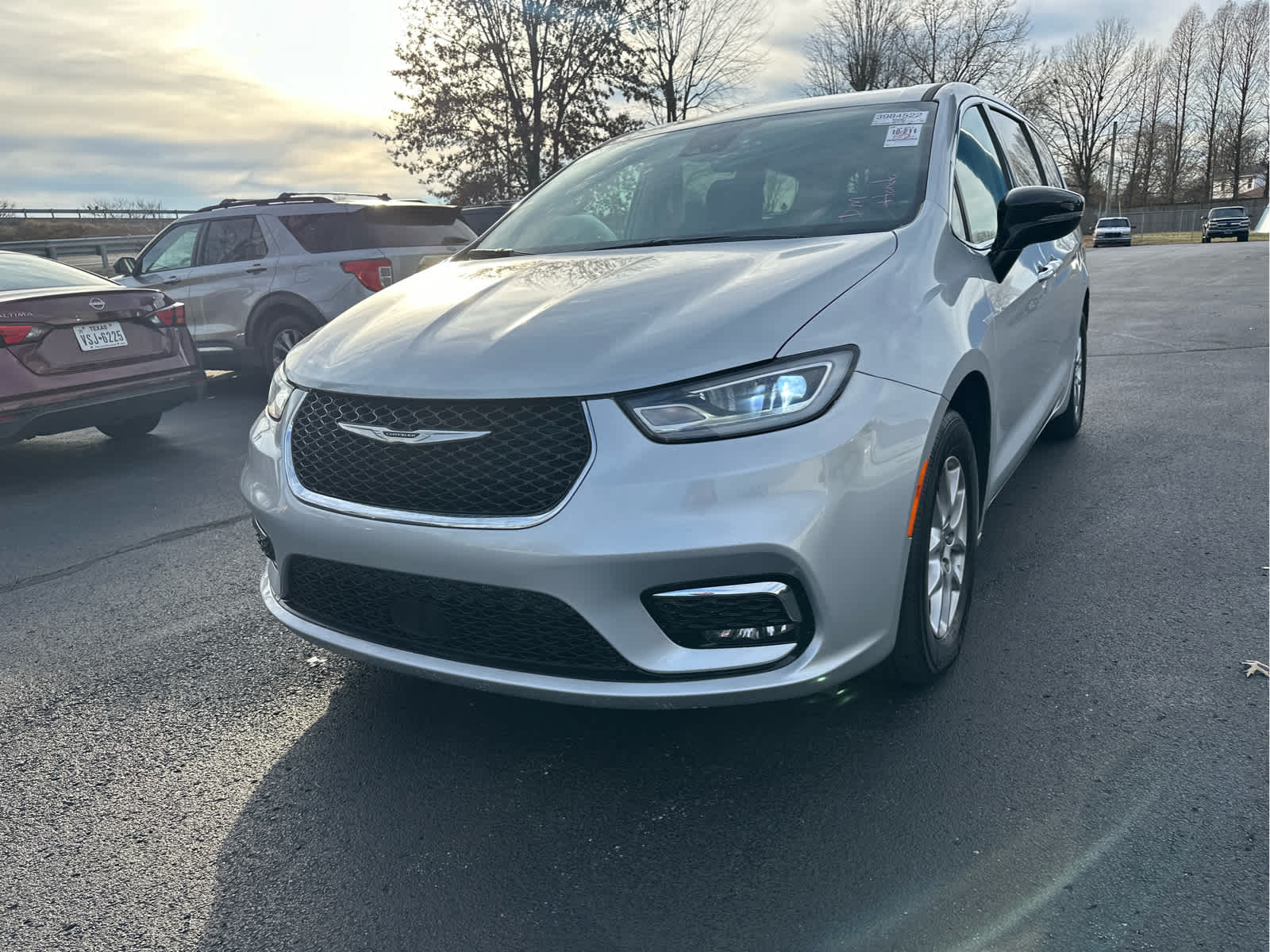 2024 Chrysler Pacifica Touring L