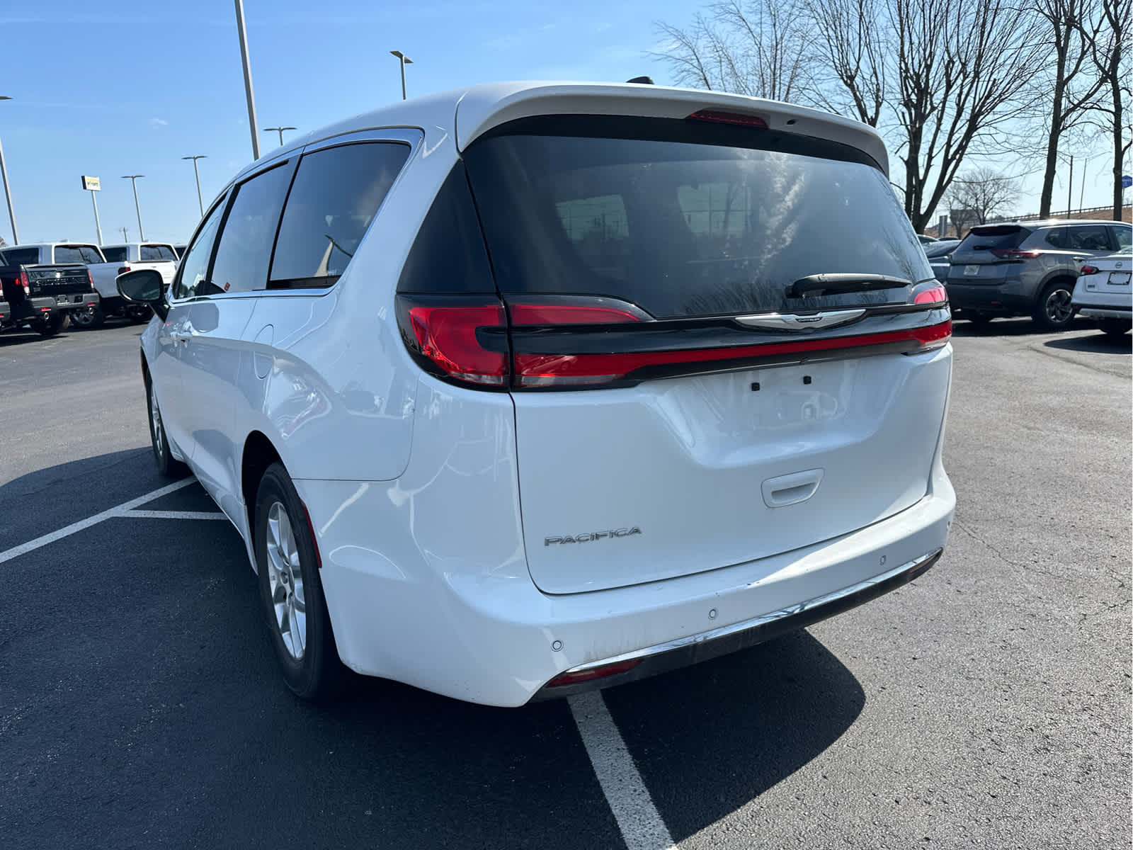 2023 Chrysler Pacifica Touring L