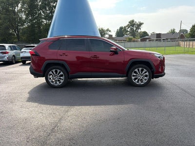 2023 Toyota Rav4 XLE Premium