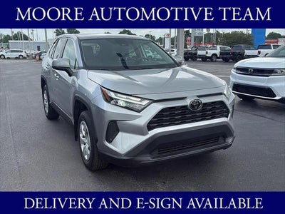 2024 Toyota RAV4 LE