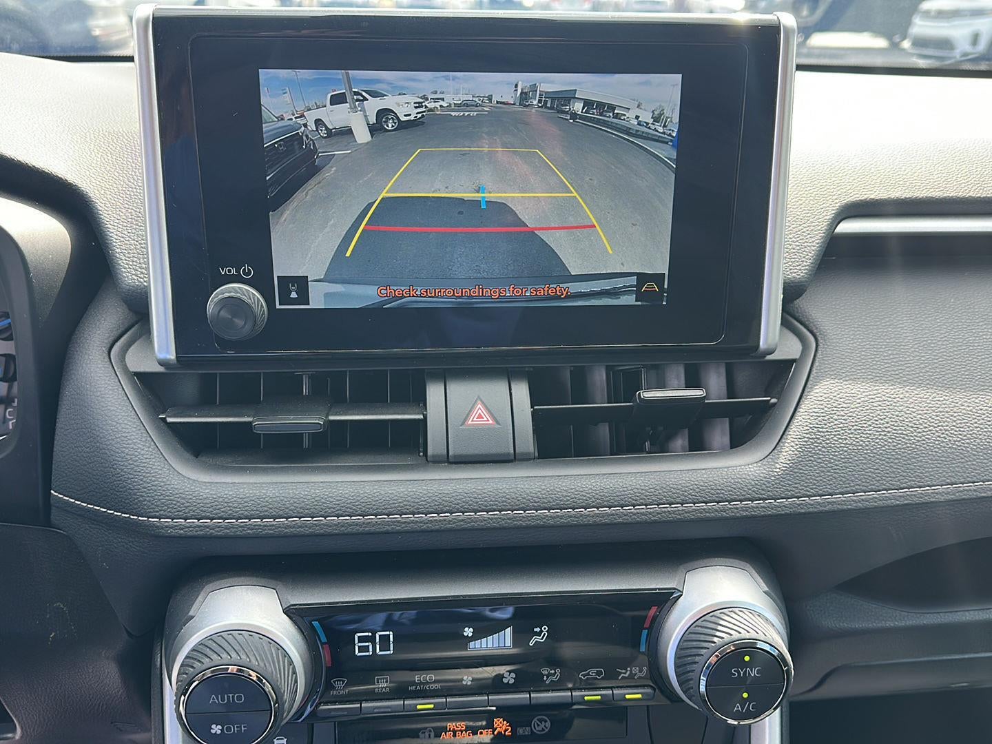 2025 TOYOTA TRUCK RAV4 HYBRID LE