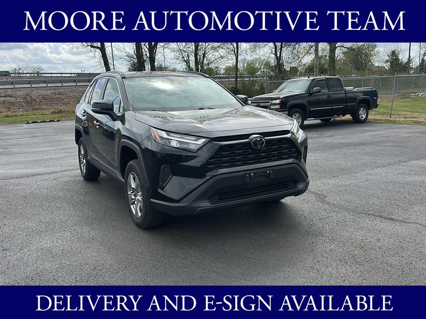 2024 TOYOTA TRUCK RAV4 XLE