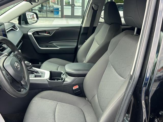 2024 TOYOTA TRUCK RAV4 XLE