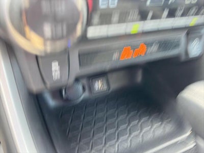 2024 TOYOTA TRUCK RAV4 XLE