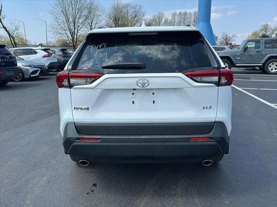 2023 Toyota RAV4 XLE