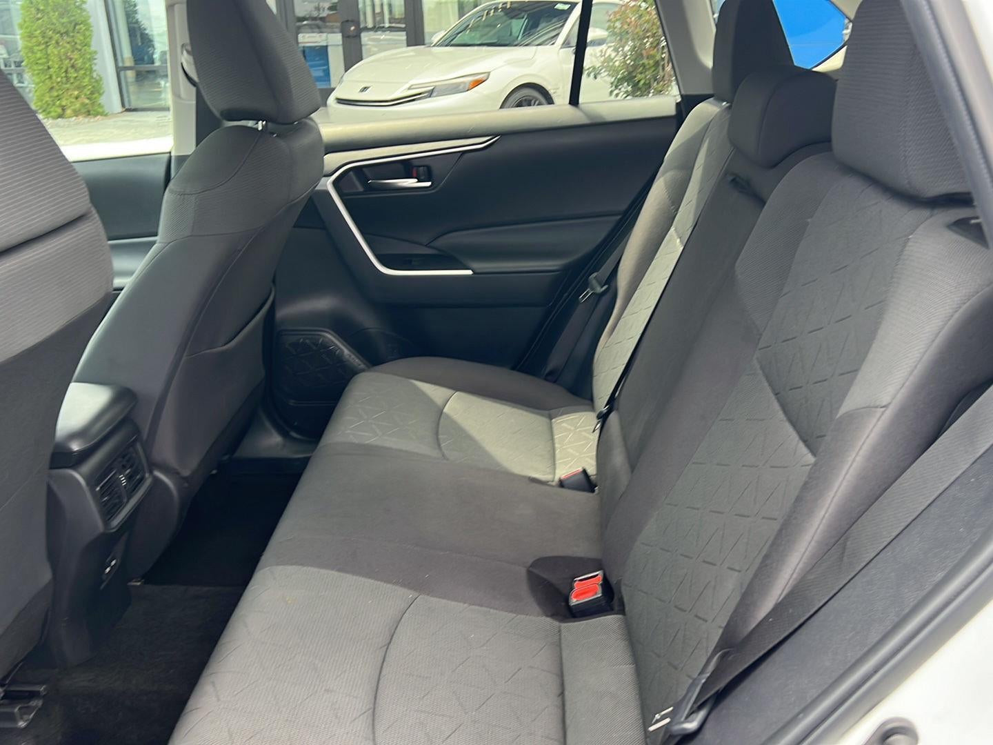 2024 TOYOTA TRUCK RAV4 XLE