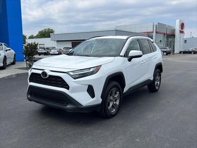 2024 TOYOTA TRUCK RAV4 XLE
