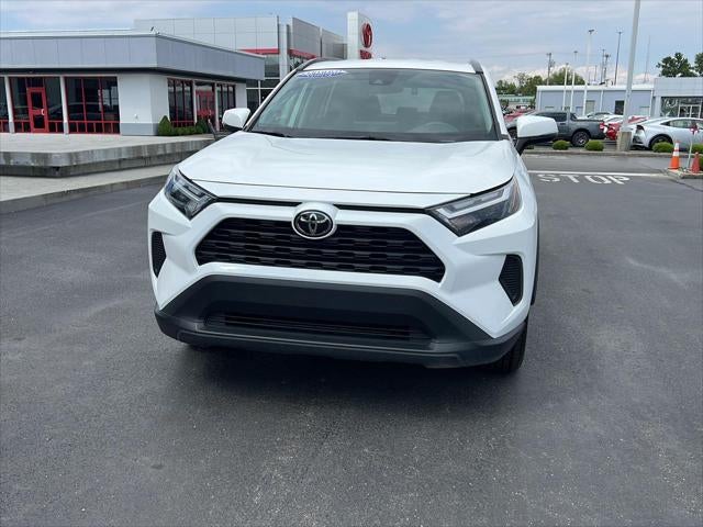 2024 TOYOTA TRUCK RAV4 XLE
