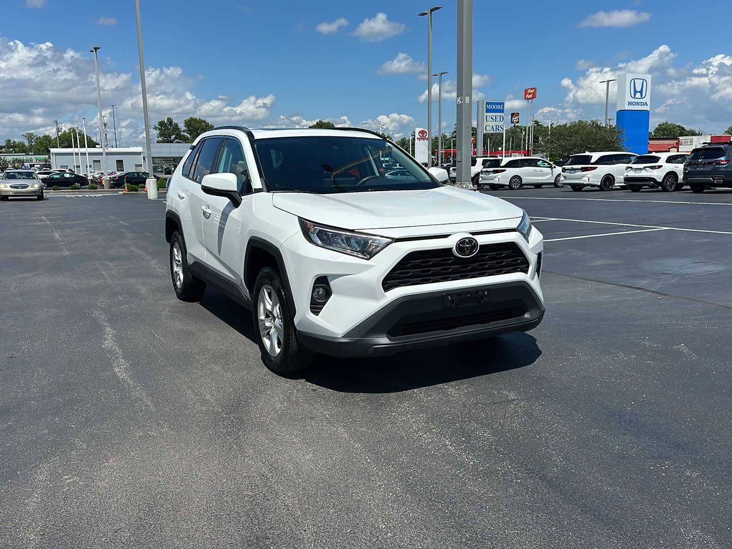 2020 Toyota RAV4 XLE