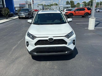 2020 Toyota RAV4 XLE